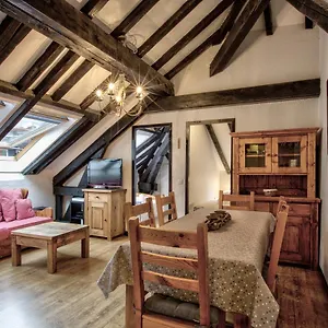 Floor Mansard - Mont Blanc Haven Apartment Chamonix